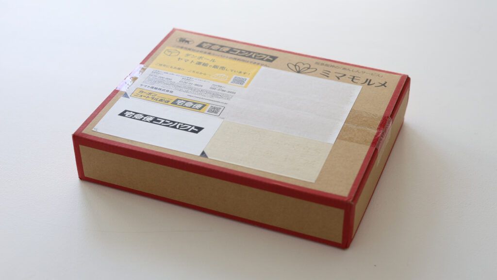ミマモルメ2の配送時の箱