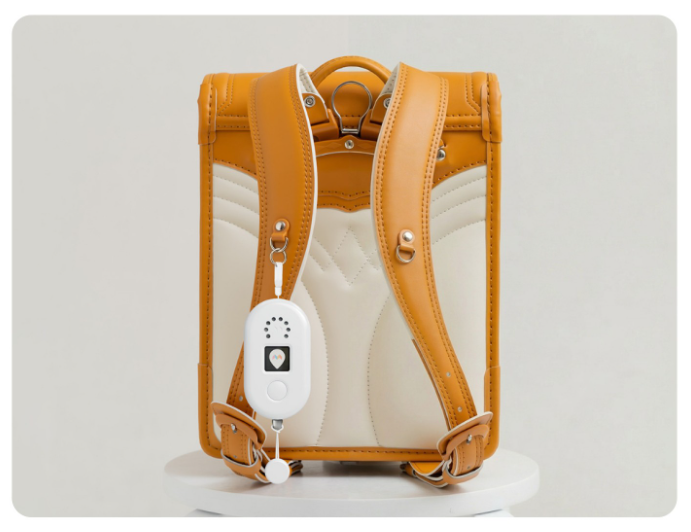 みてねみまもりGPSトークプラスの公式ページへの取付方法